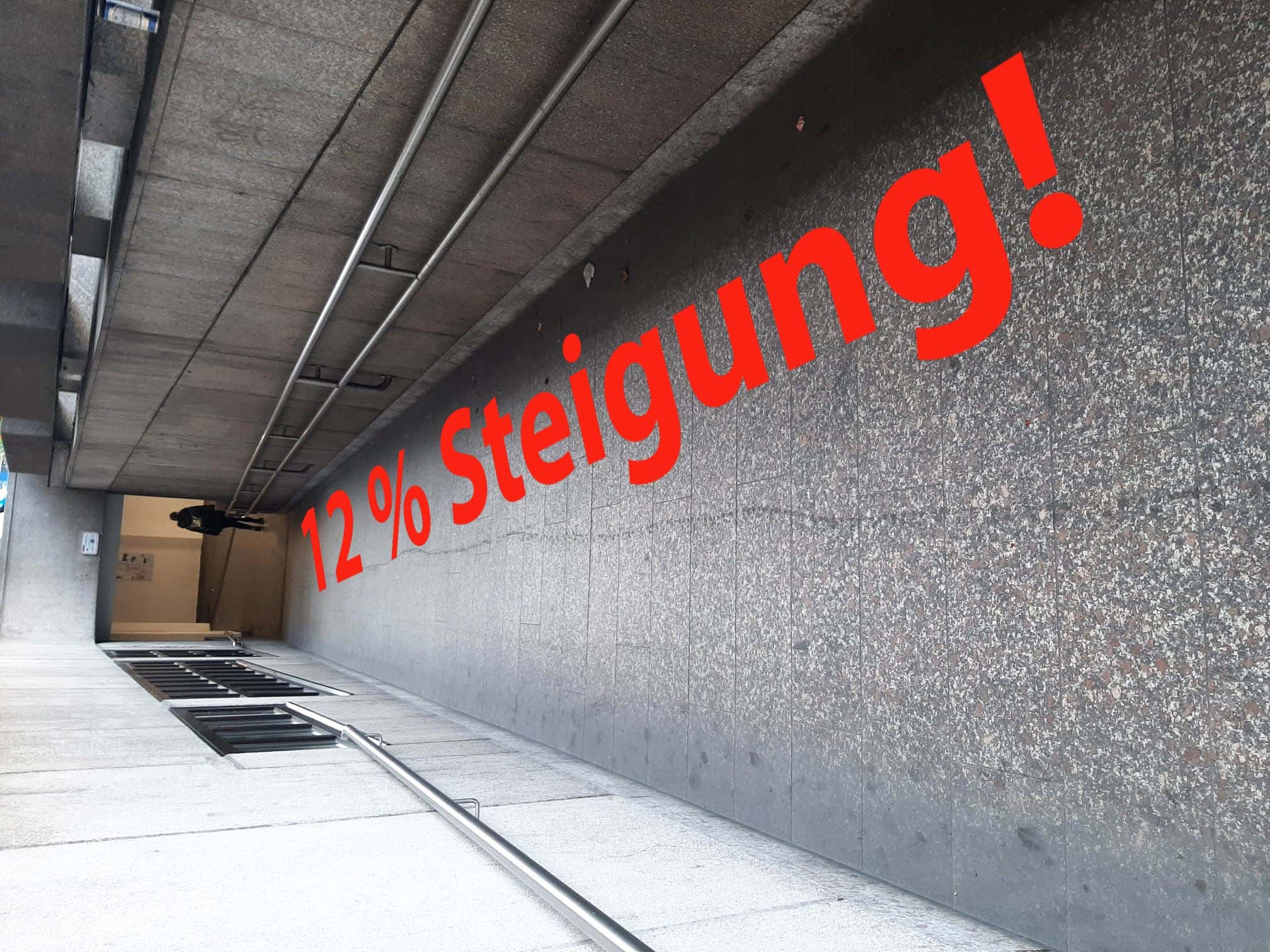 PLUS Antrag_Rampe Hinsenkampplatz zu neuem Rathaus zu steil_01_12 Prozent Steigung_edited.jpg
