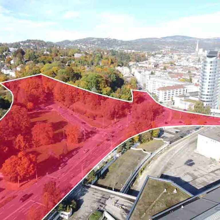 Freinbergtunnel Ausfahrt Waldeggstraße_gewaltiger Schaden_01_web.jpg